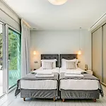 White Pearl Premium Corfu Villa