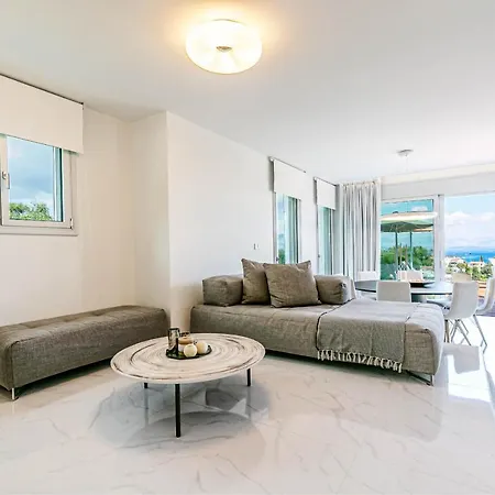 White Pearl Premium Corfu Villa *