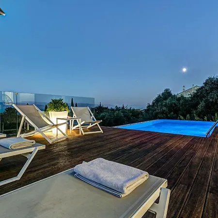 White Pearl Premium Corfu Villa *