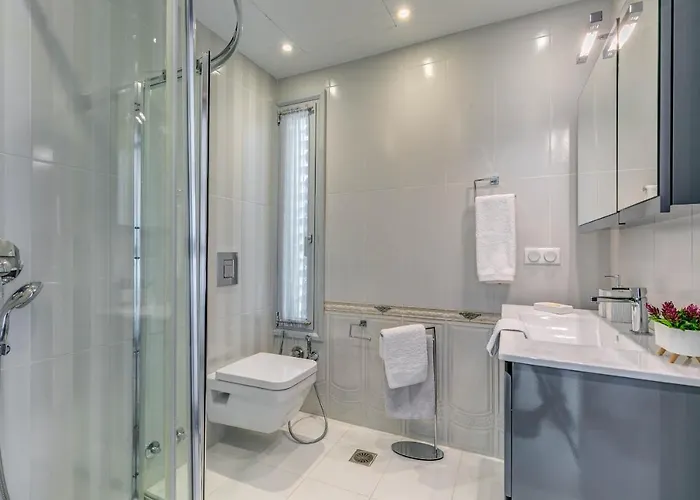 White Pearl Premium Corfu Evropouloi