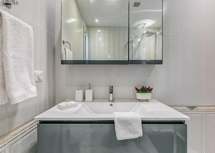 White Pearl Premium Corfu * Evropouloi