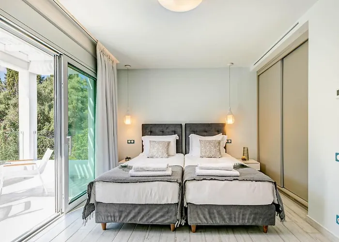 White Pearl Premium Corfu * Evropouloi